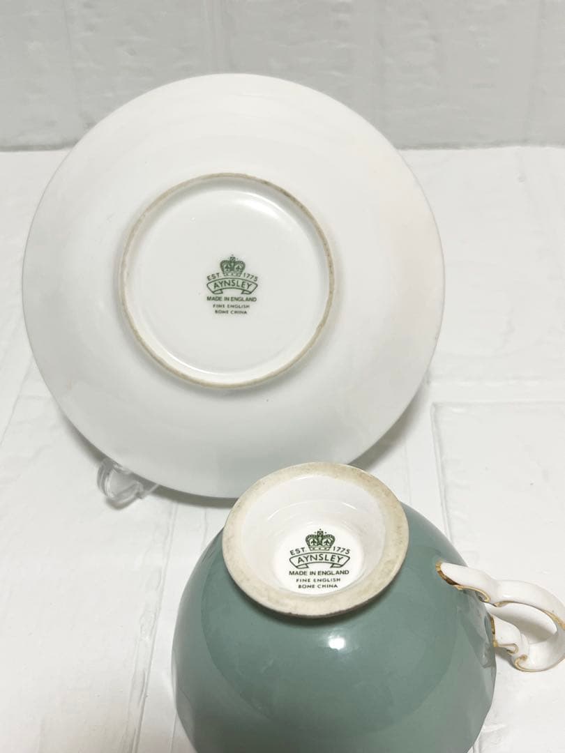 ヴィンテージ　エインズレイ　ペアカップ&ソーサー