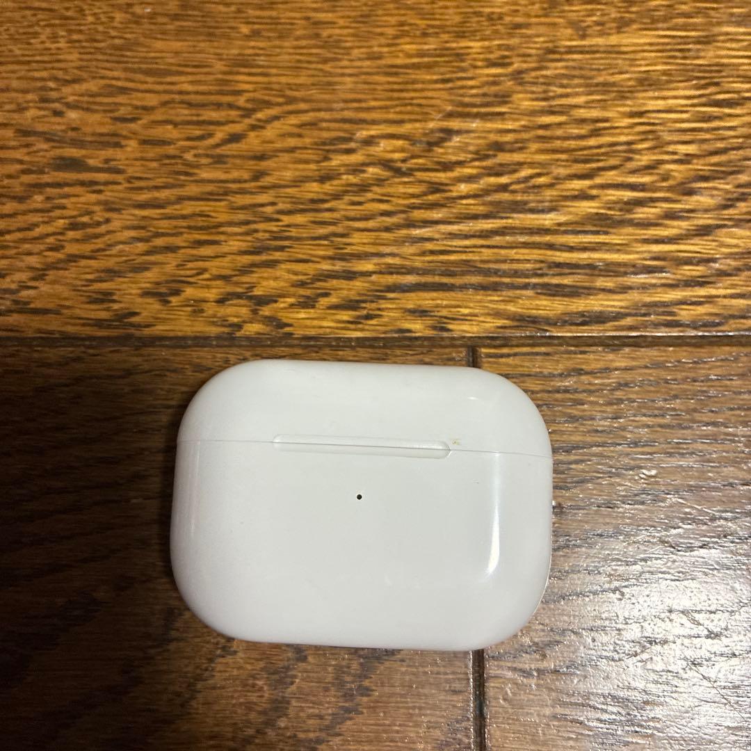 AirPods本体 ホワイト 充電ケース付き