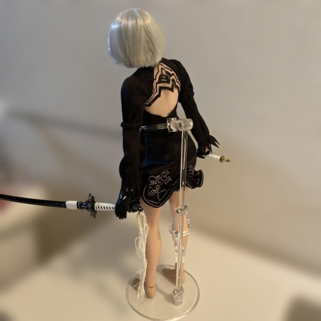フィギュア 黒衣装