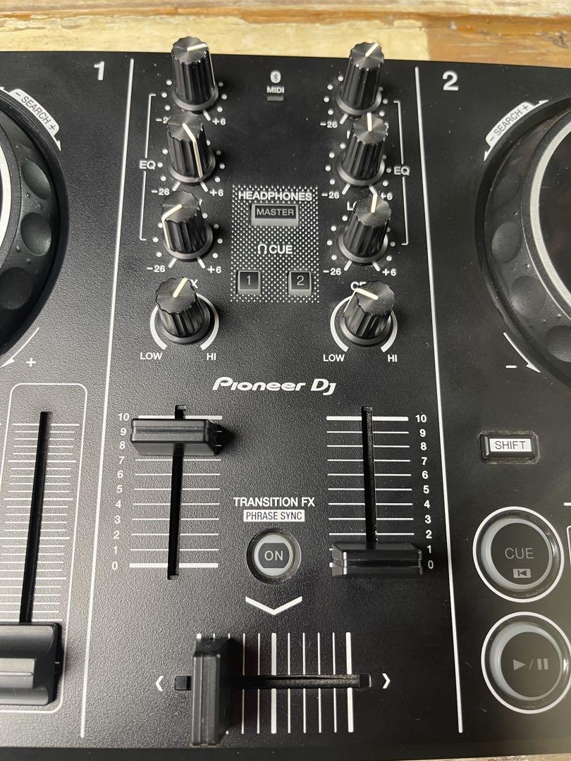 Pioneer DJ DDJ-200 スマートDJコントローラー【未使用・美品】