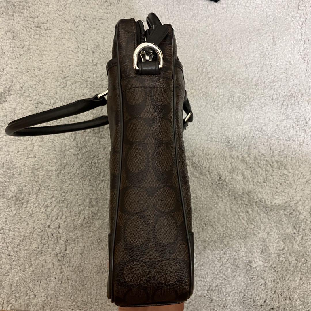 【美品】Coach ブラック ビジネスバッグ PVC シグネチャー　F71168