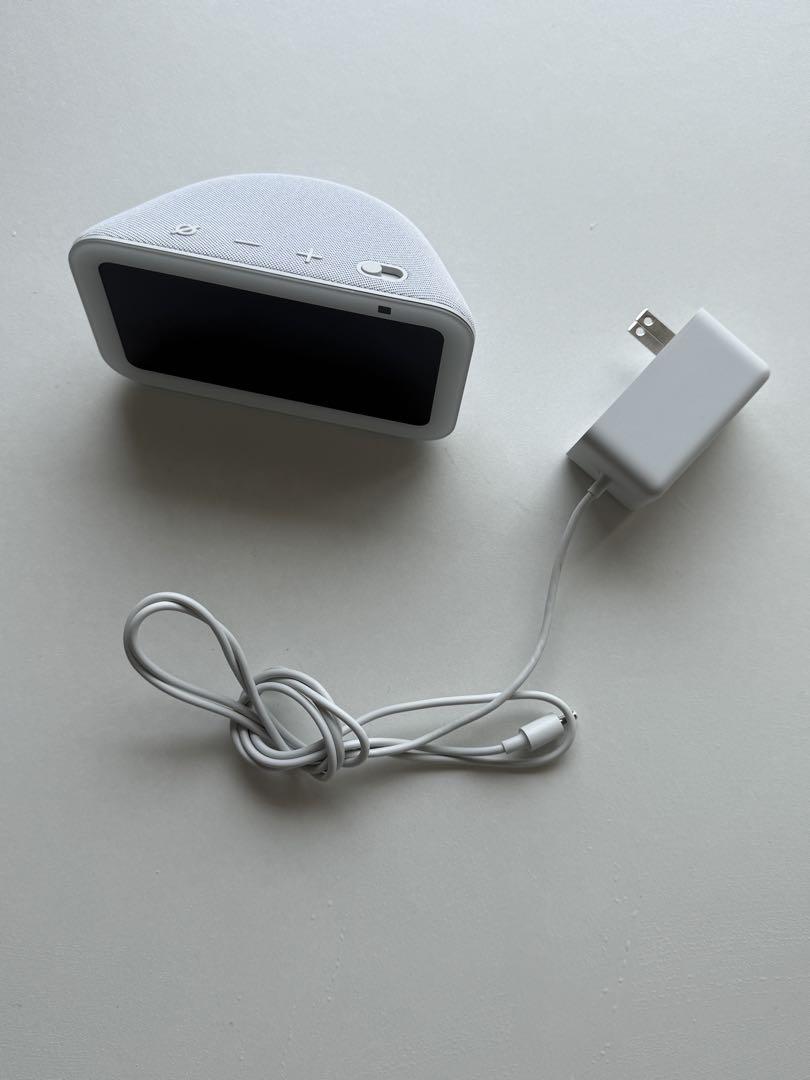 【5/23〜25日限定特価】ホワイト ペットカメラ 本体 充電器付き