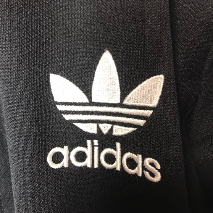 割引価格 トレフォイル ブラック 金 トラックジャケット 超希少 アディダス ロゴ刺繍 ジャージ Www Qiraatafrican Com 割引価格 トレフォイル ブラック 金 トラックジャケット 超希少 アディダス ロゴ刺繍 ジャージ Www Qiraatafrican Com