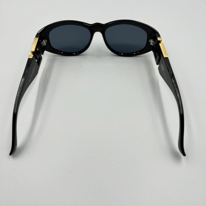 GIANNI VERSACE サングラス　MOD.T24　度なし ブラック