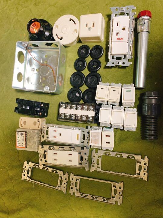 レンズ付セット 電気工事士2種 材料セット デュオベビー敷布団|その他 贈る結婚祝い ➕美品工具 (器具&ケーブル) 準備万端 新品 2022年度版 ★電気工事士 工具/メンテナンス
