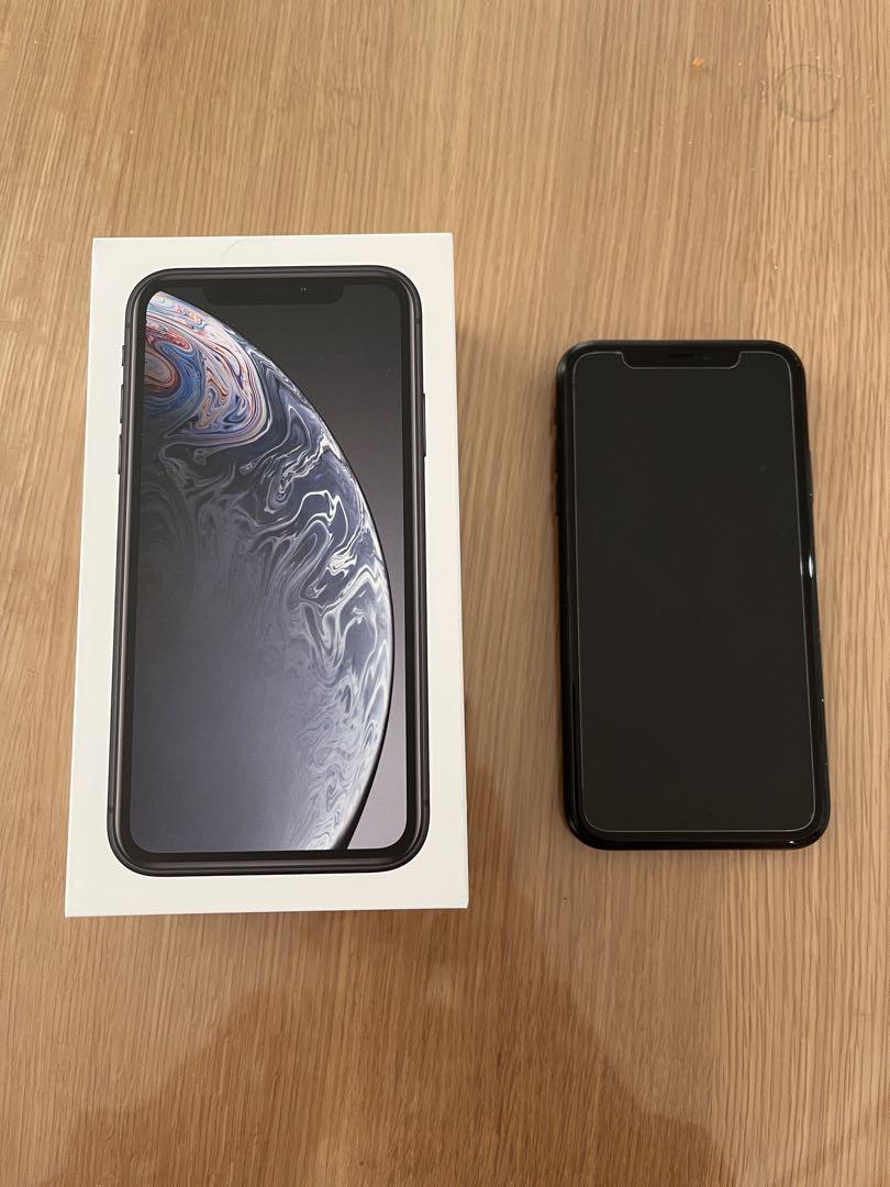 iphone  XR 64GB  black  SIMロック解除済