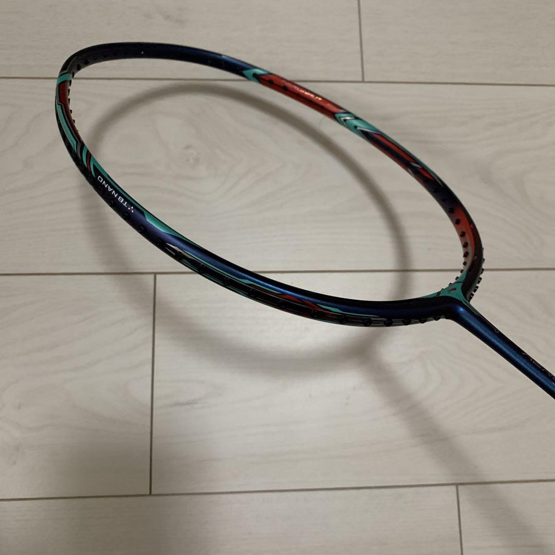 【新品未使用】エアロナット9000c バドミントンラケット【渡辺勇大】