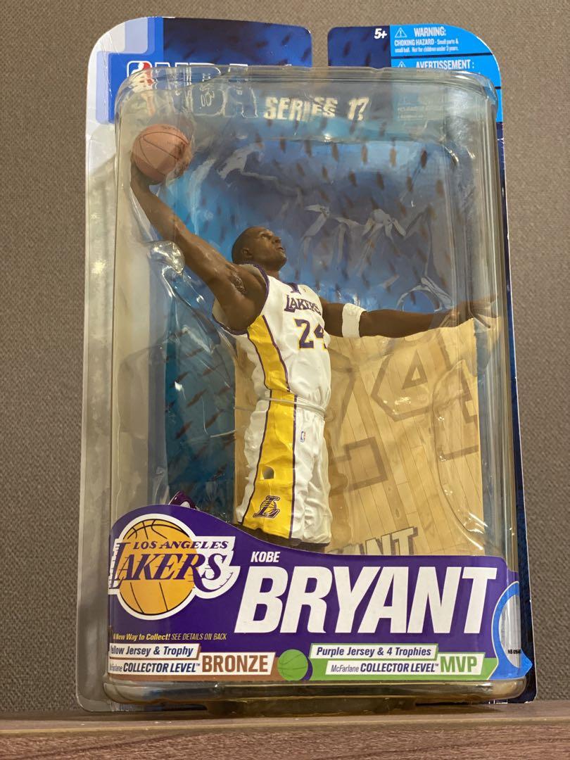 マクファーレンNBA コービー・ブライアント　シリーズ17 フィギュア