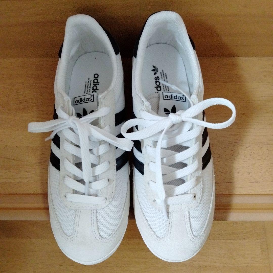 【限定SALE中】アディダス スニーカー　　　adidas R71　23.5cm