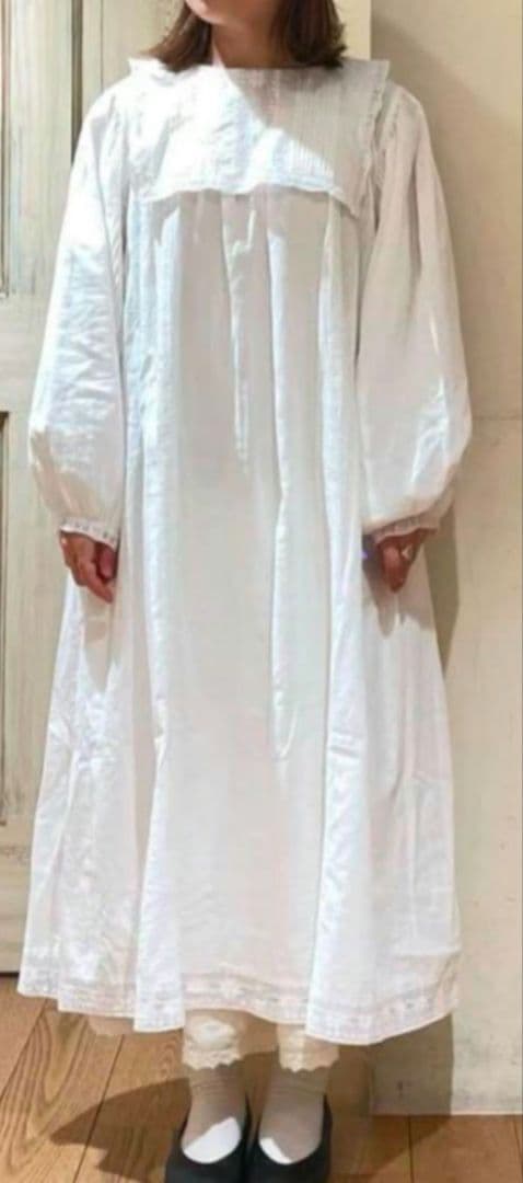 ツハル新品リバーレースセーラーカラーワンピース