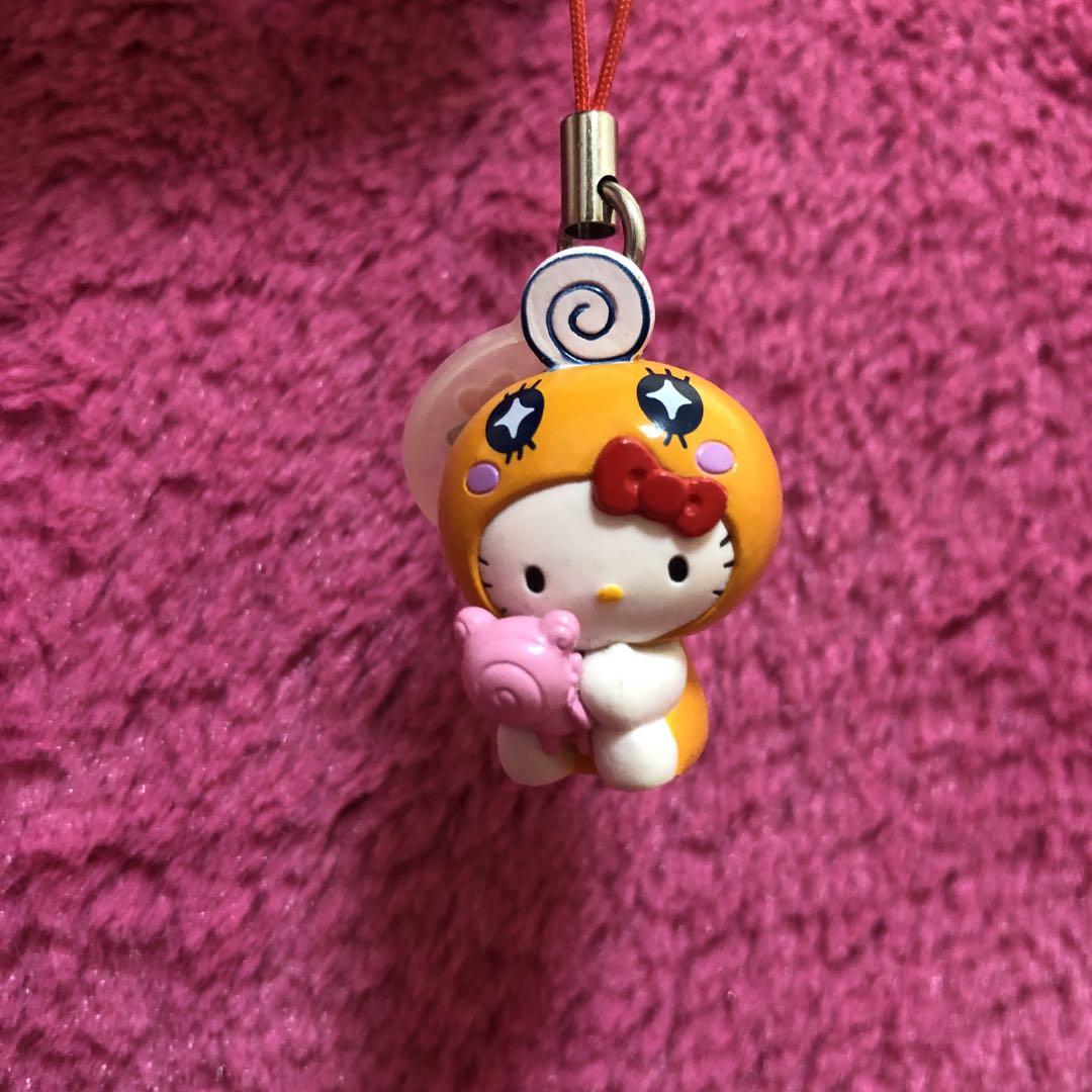 人気　なりきり　ハローキティコレクション　めめっち キーホルダー　キティーちゃん