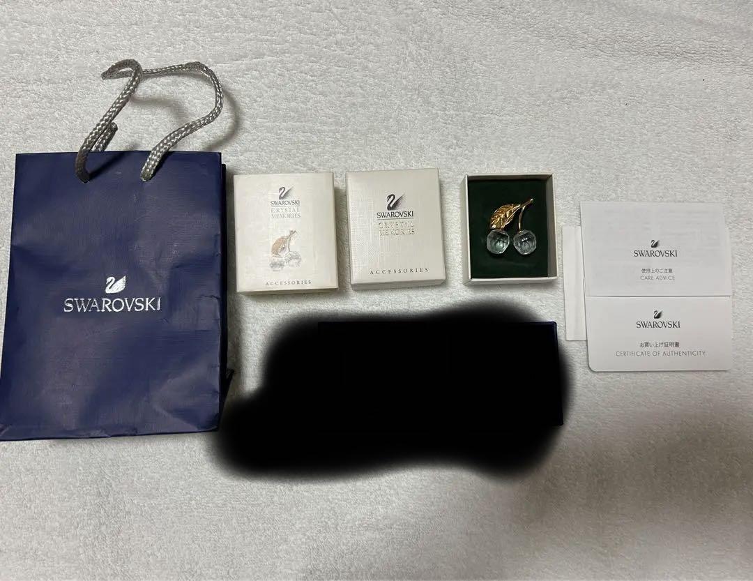 【新品未使用品】SWAROVSKI さくらんぼブローチ