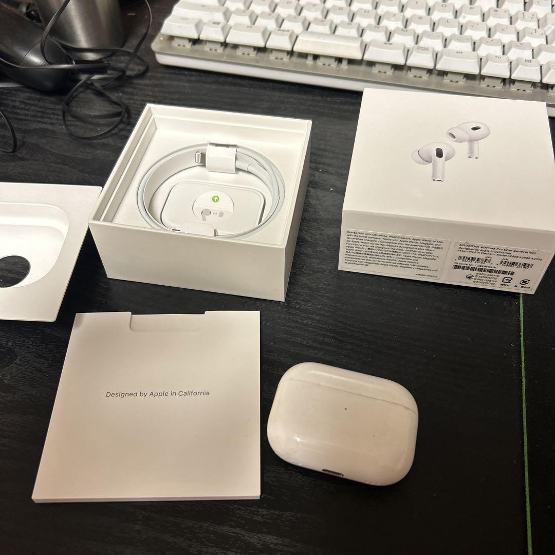 AirPods pro 第二世代APPLE MQD83J/A WHITE-