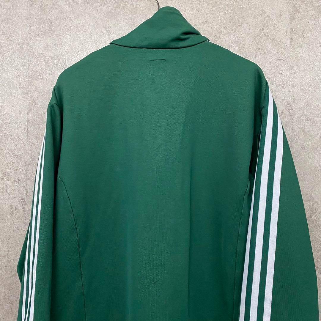 adidasアディダス