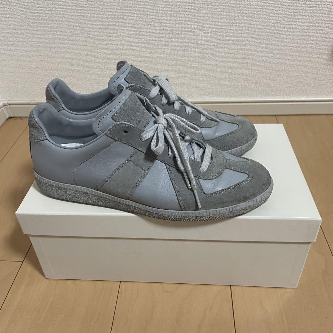 口コミ・レビューで人気商品を探そう Maison Margiela】良品 ジャーマントレーナー/ブルー＆グレー 靴