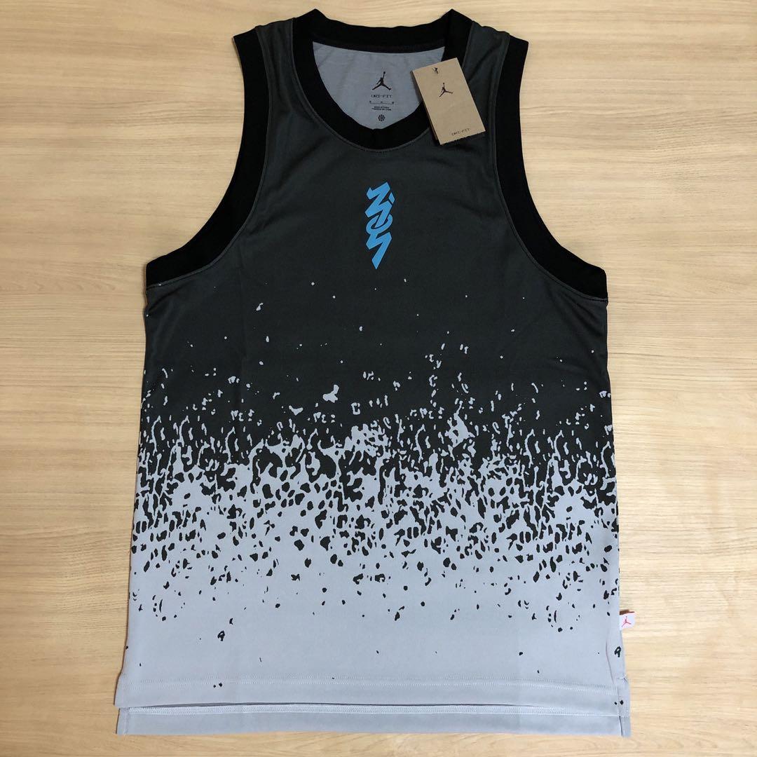 「新品」NIKEジョーダン　ザイオンタンクトップ