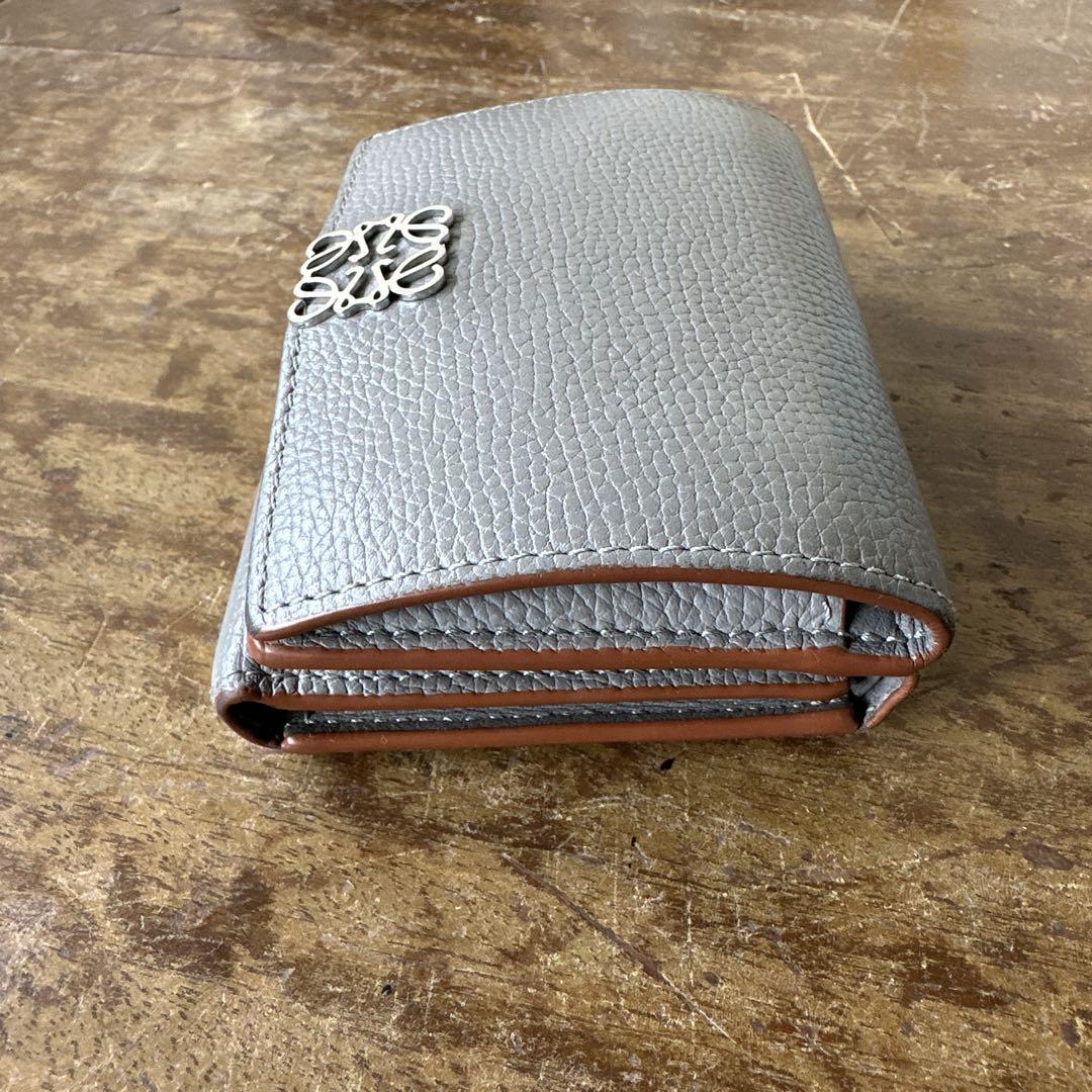 loewe アナグラム スクエア 6cc スモールウォレット 三つ折り財布