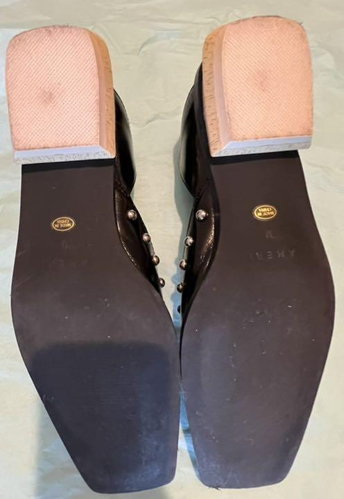 靴 STUDS WOOD HEEL BABOOSH