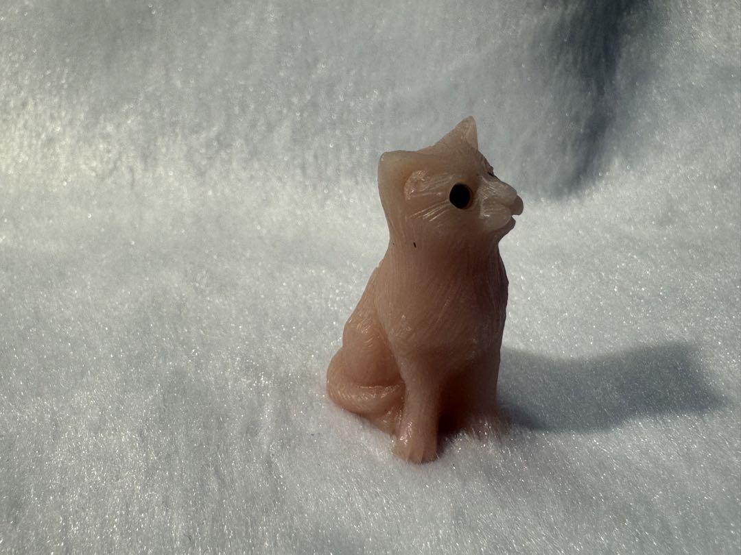 ピンクオパール猫彫刻NO24-.368