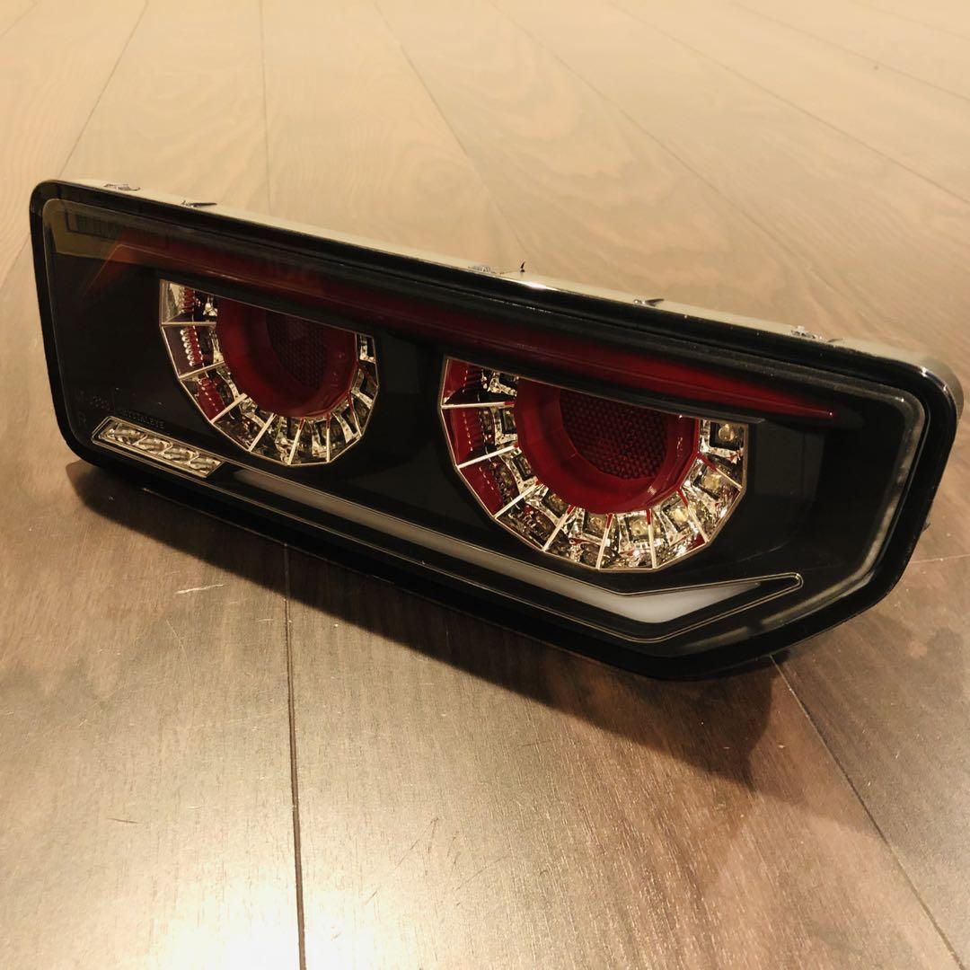 シ*ジ様 ジムニーJB64・JB74用バルカンファイバーシーケンシャル LEDテ