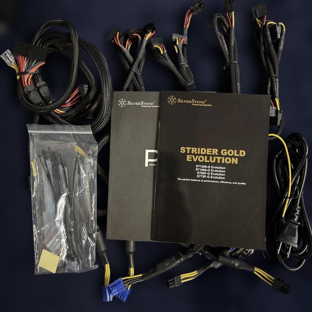 電源ユニット SilverStone 750W 80Plus GOLD