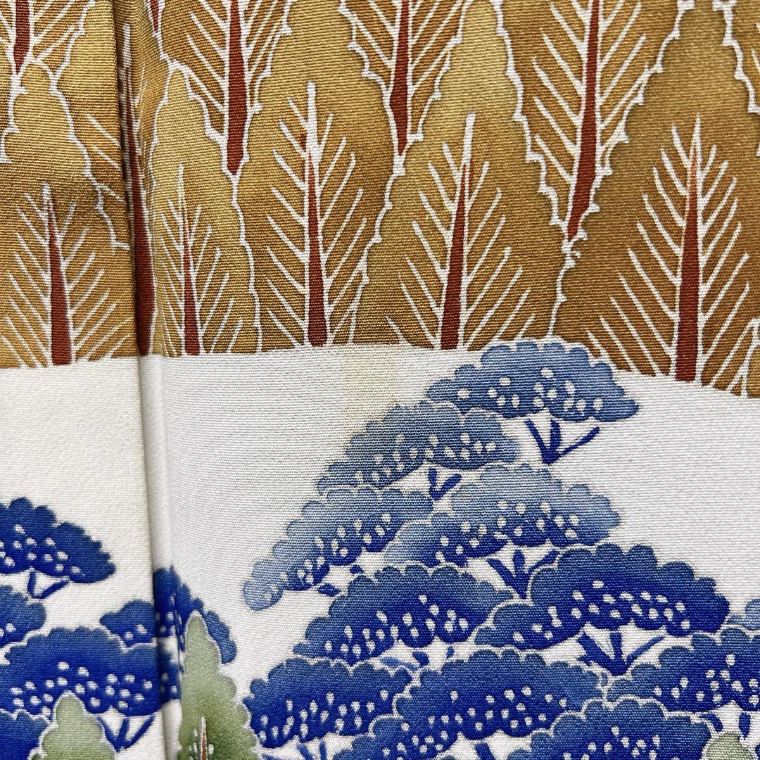黒留袖　作家もの　五つ紋　花紋　松　林　流水模様　着物　013t
