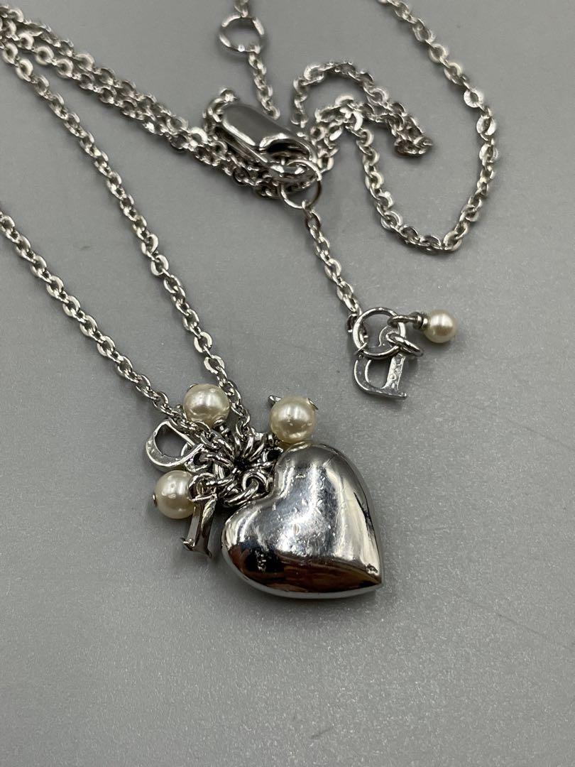 訳あり美品　ディオール　ハート型ペンダント シルバーネックレス　アクセサリー 訳あり美品 ディオール ハート型ペンダント シルバーネックレス