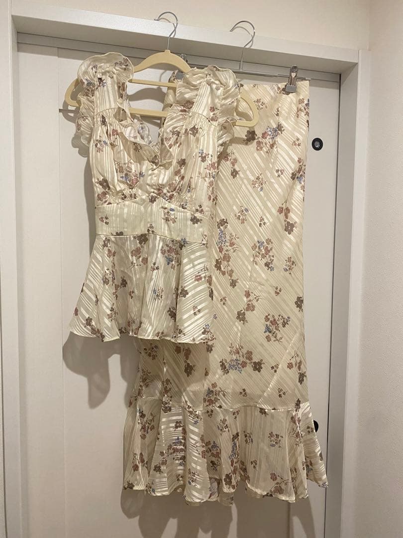 me &amp; me couture - deicy ラメストライプブーケ スカートとブラウス ラメストライプブーケスカート