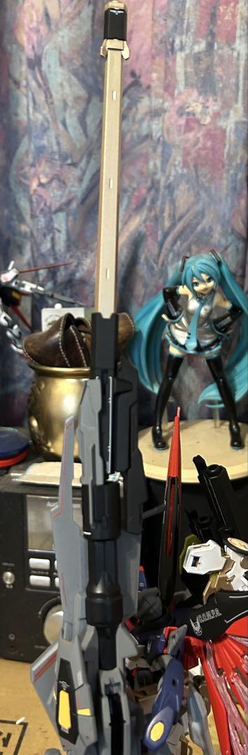 HGCEデスティニーガンダムspeciiゼウスシルエット完成品　全塗装