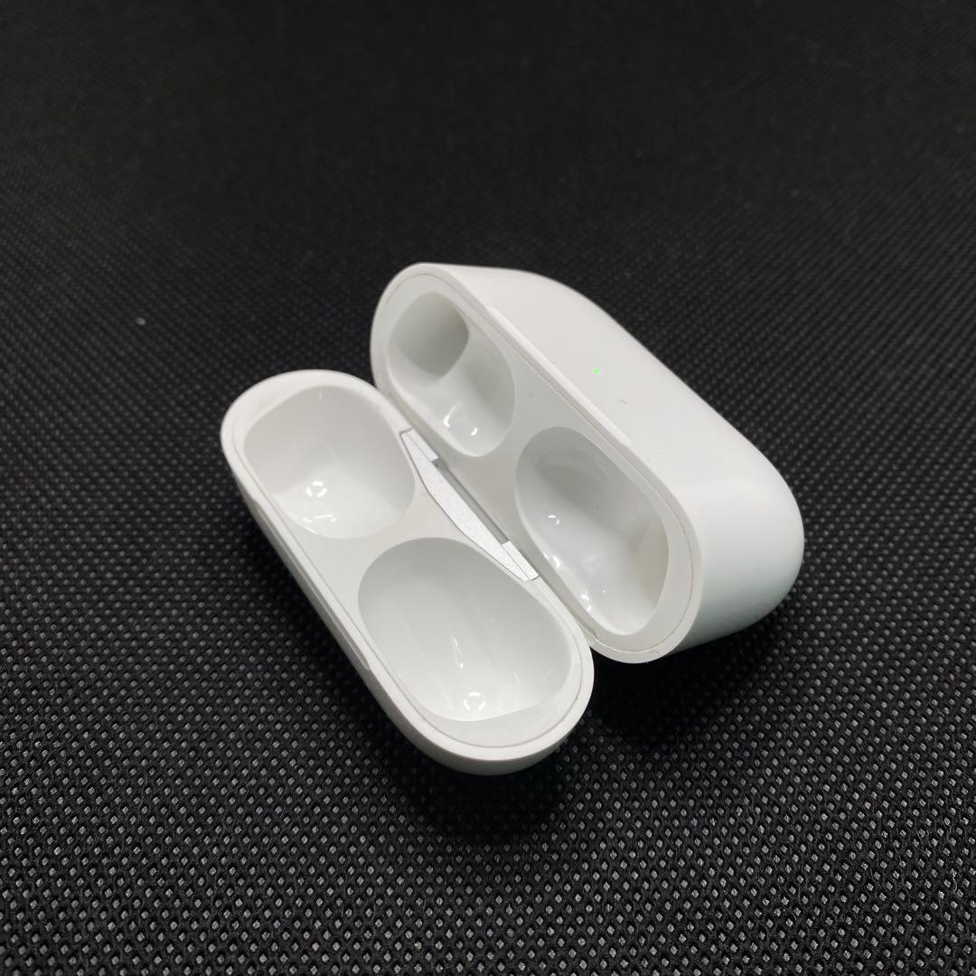 【動作確認済】AirPods Pro第2世代 A2700 イヤホンケース