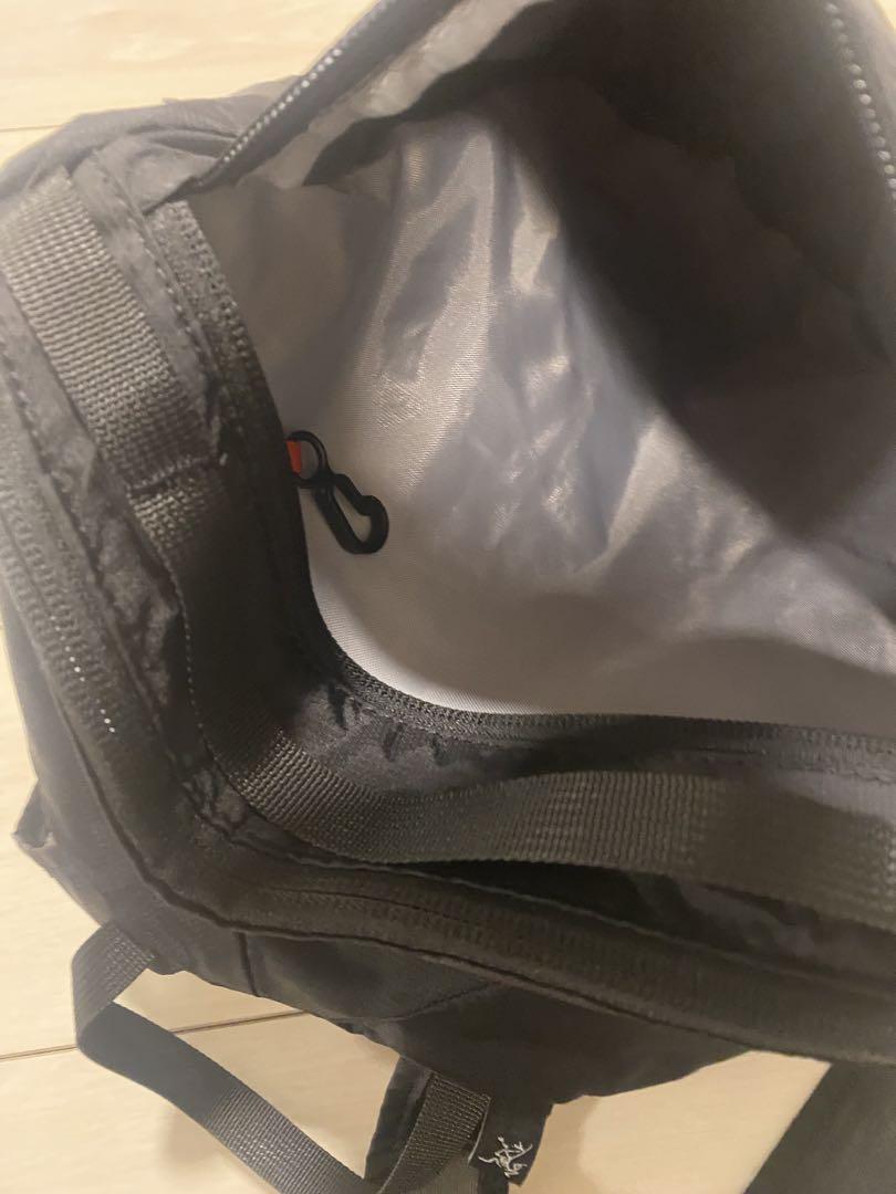 Arc'teryx ブラックリュック　15L