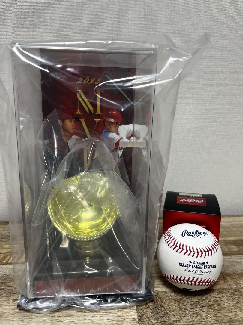 大谷翔平 2023MVP記念 ディスプレイボールケース サインボール付