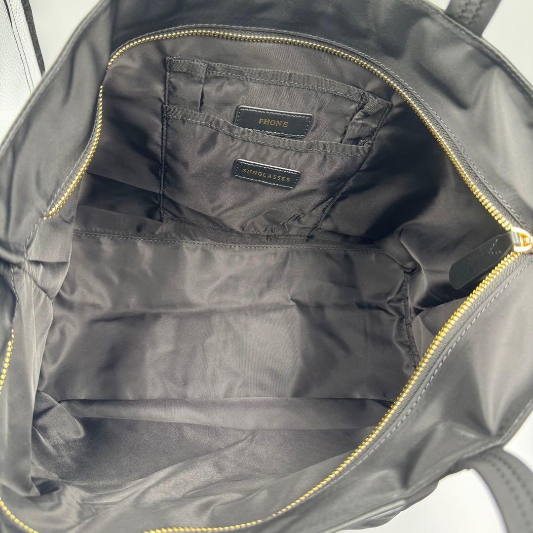 アニヤハインドマーチ ブラック ナイロントート フェイス 目モチーフ アニヤハインドマーチ ブラック ナイロントート フェイス 目モチーフ