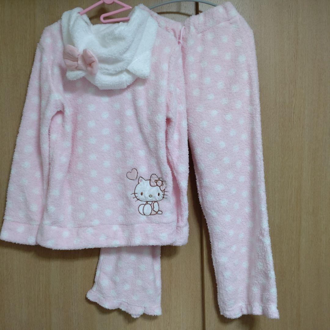 Hello Kitty フリース ルームウェア