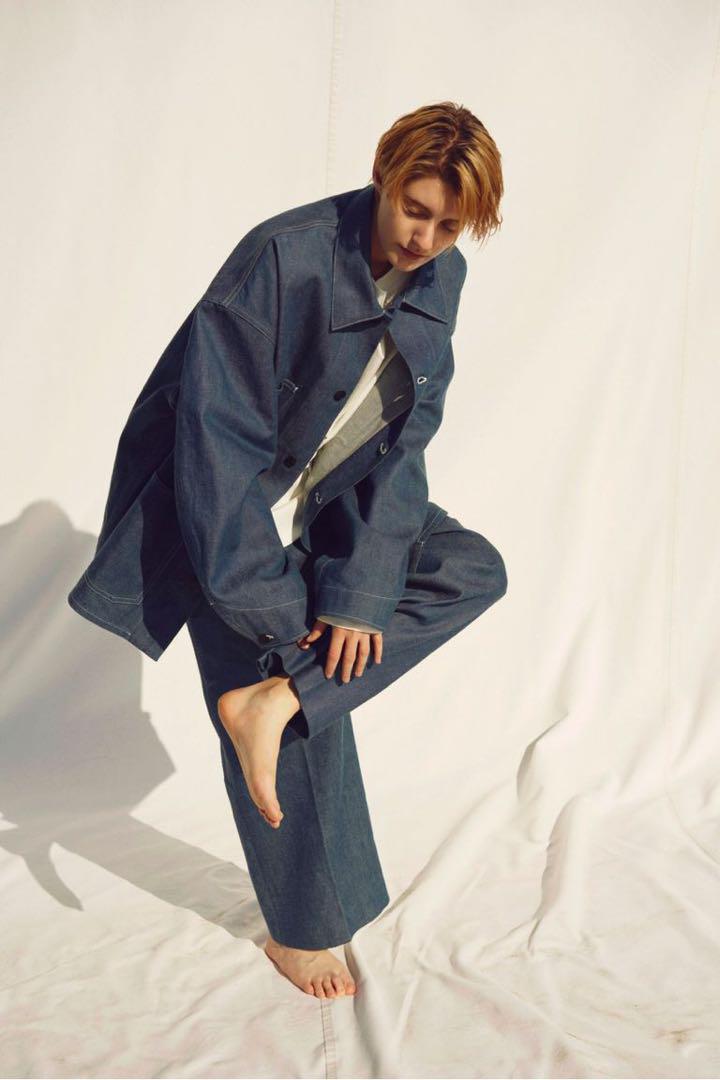 美品　BLUE SHUTTLE DENIM 1-TUCK BAGGY