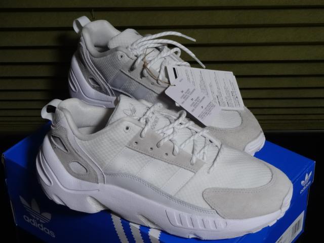 アディダス ZX22 厚底 ブースト GY6700 ローカット