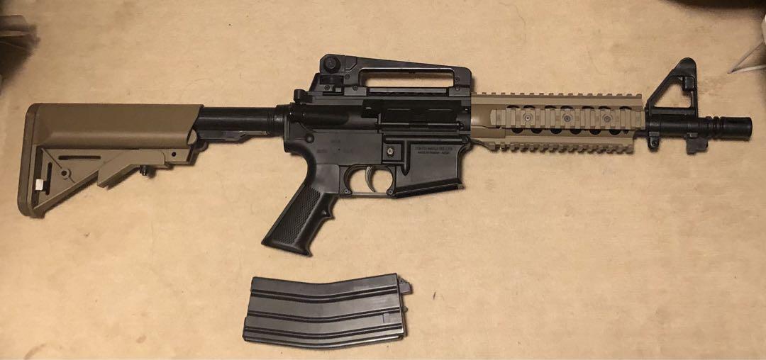 東京マルイ　10歳以上用　M4 CQB タンカラー