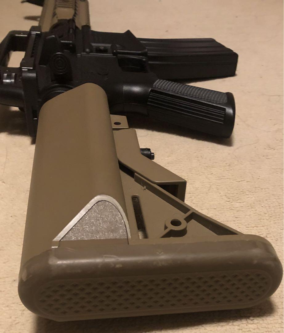 東京マルイ　10歳以上用　M4 CQB タンカラー