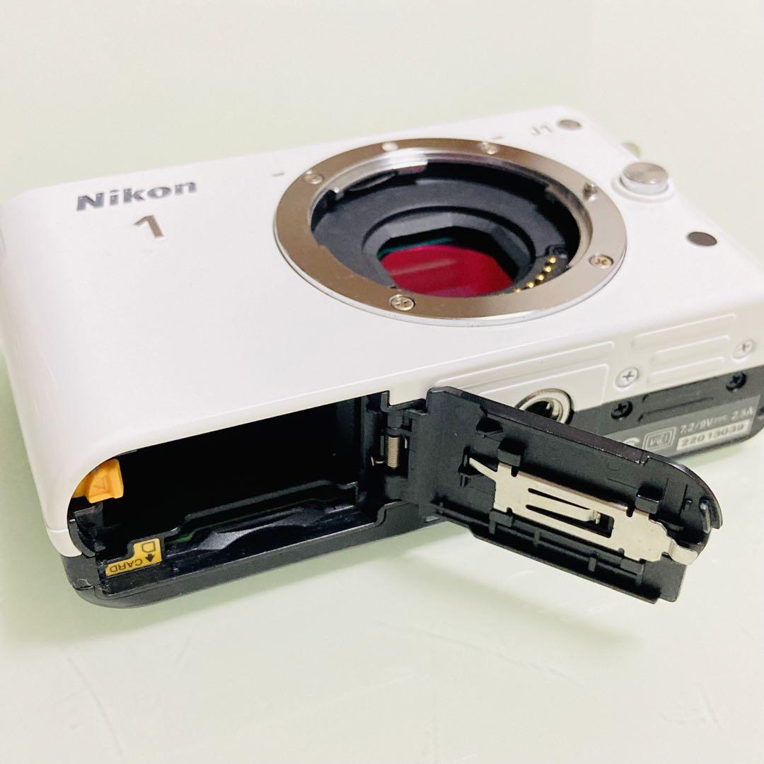 ジャンク品】Nikon 1 J1 電源入りません - メルカリ
