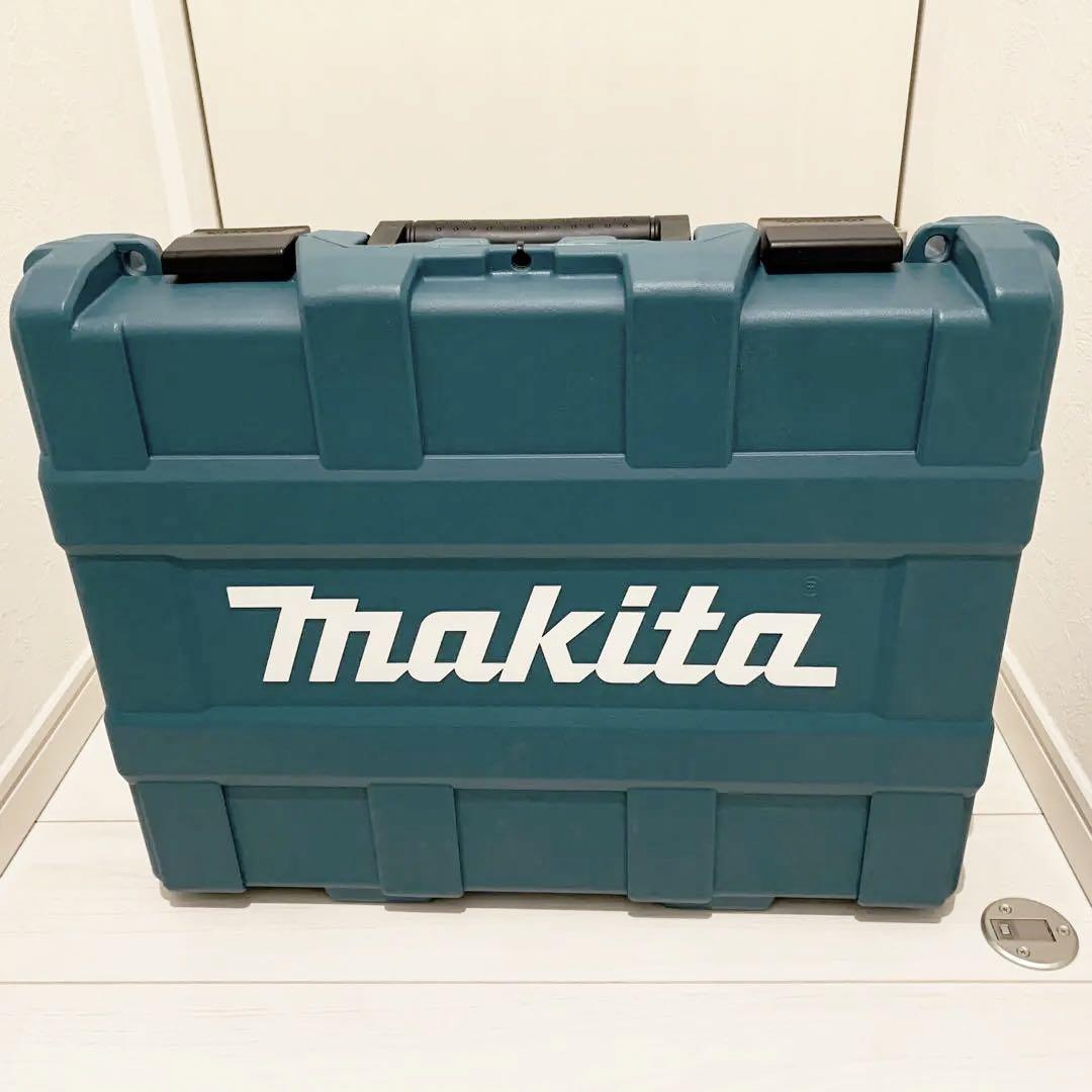 年末年始特価　送料込み　新品未使用　マキタ充電式圧着機 TC300DRG