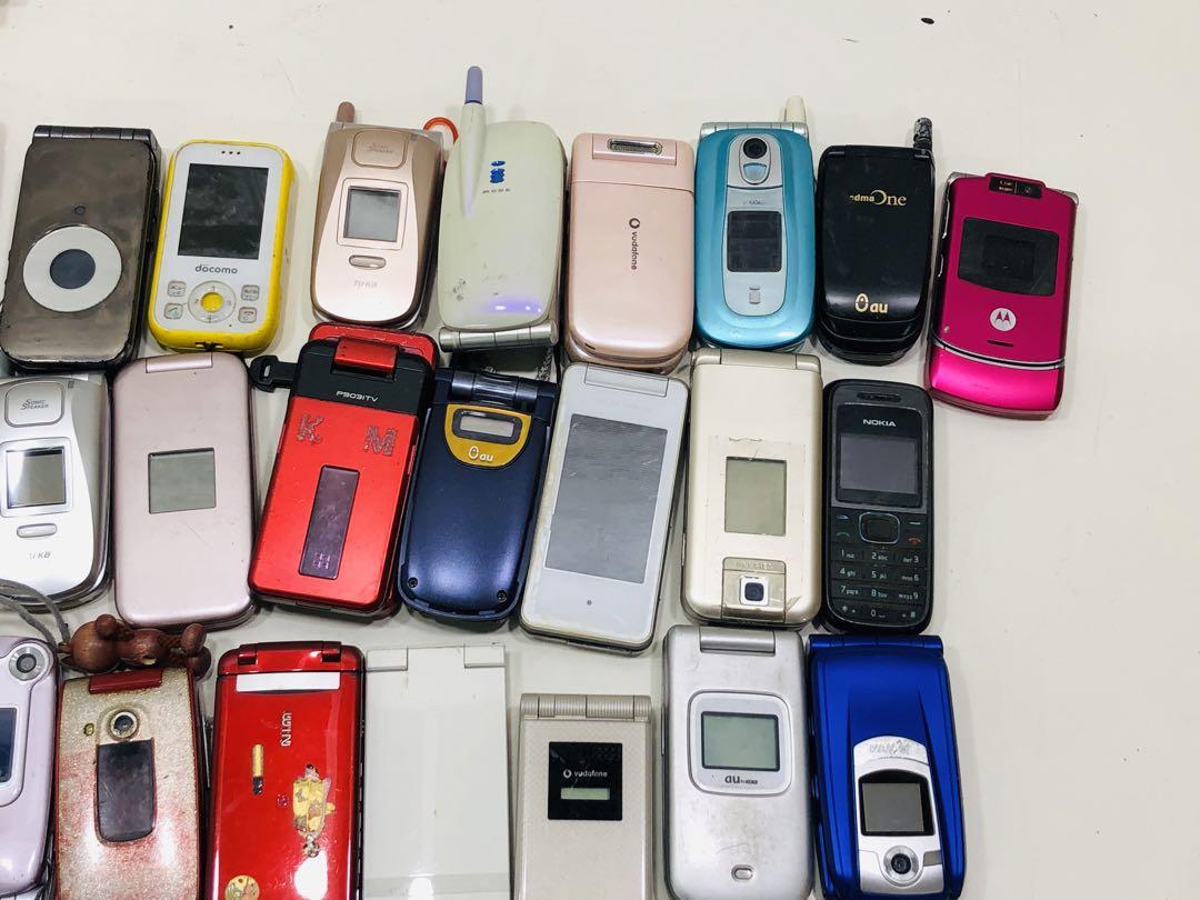ガラケー 携帯 49台 docomo au softbank 状況品 ジャンク ガラケー 携帯 49台 docomo au softbank 状況品 ジャンク - メルカリ