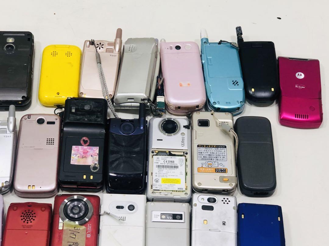 ガラケー 携帯 49台 docomo au softbank 状況品 ジャンク - メルカリ