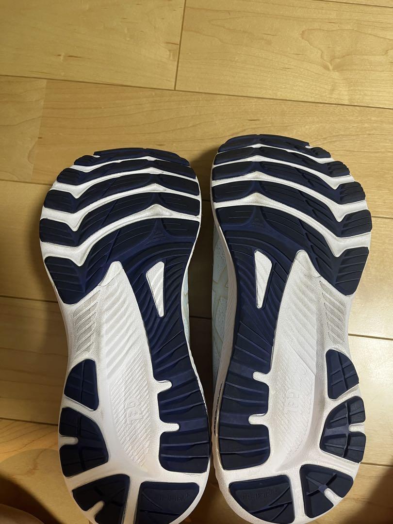 アシックスGEL-KAYANO29 woman  25センチ