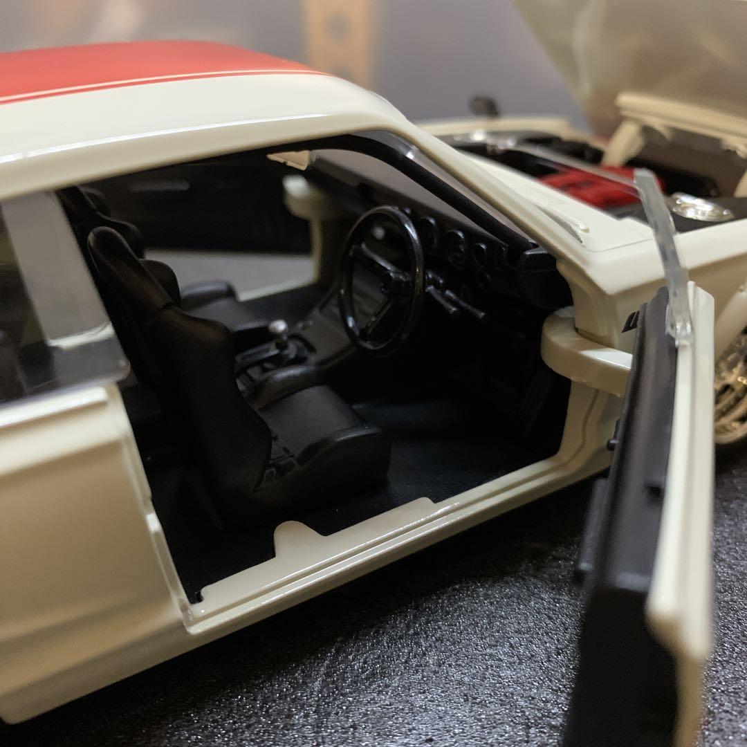 587 美品 スカイライン 2000 GTR ハコスカ　1/24ミニカー