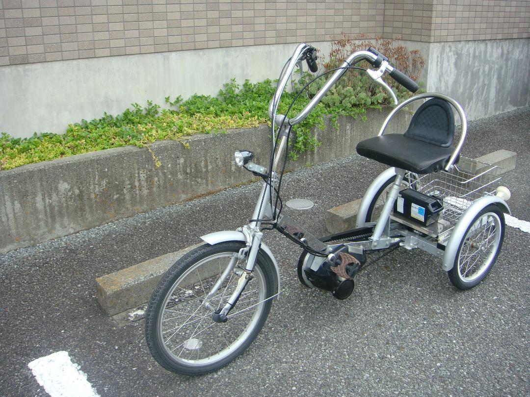 HOTTA　＊ 電動アシスト三輪自転車　キャリエ ＊【取りに来れる方限定】