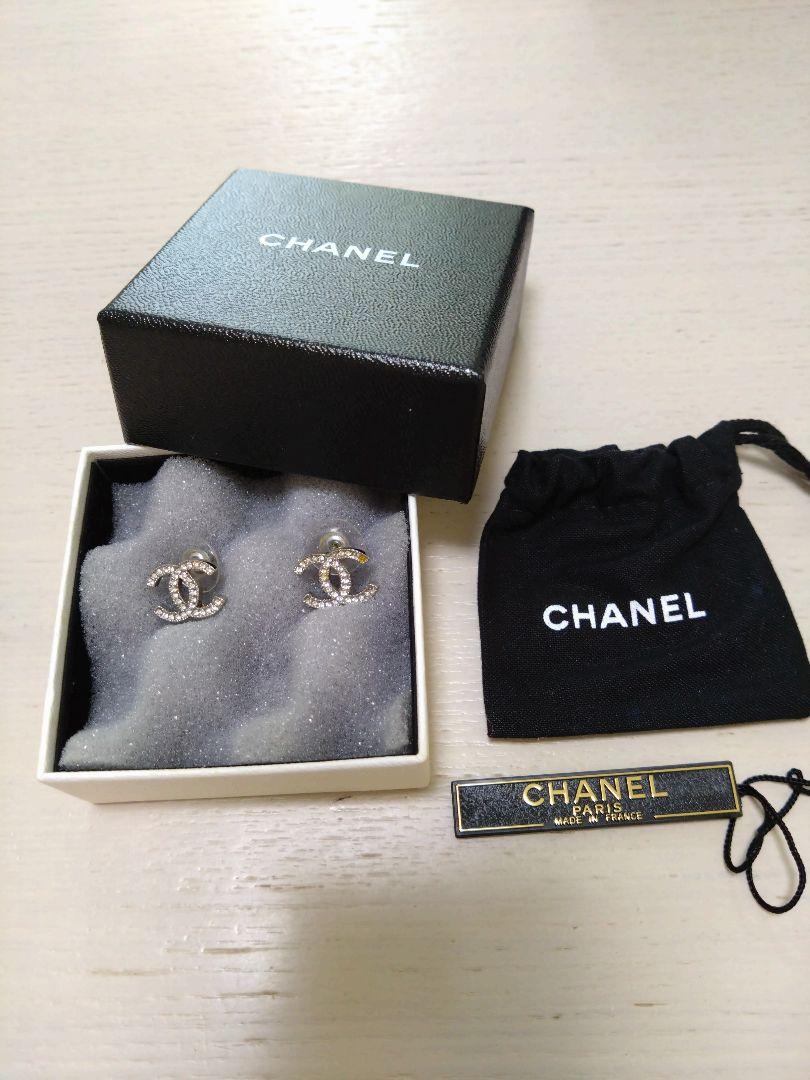 CHANEL シャネル　ココマーク　ピアス