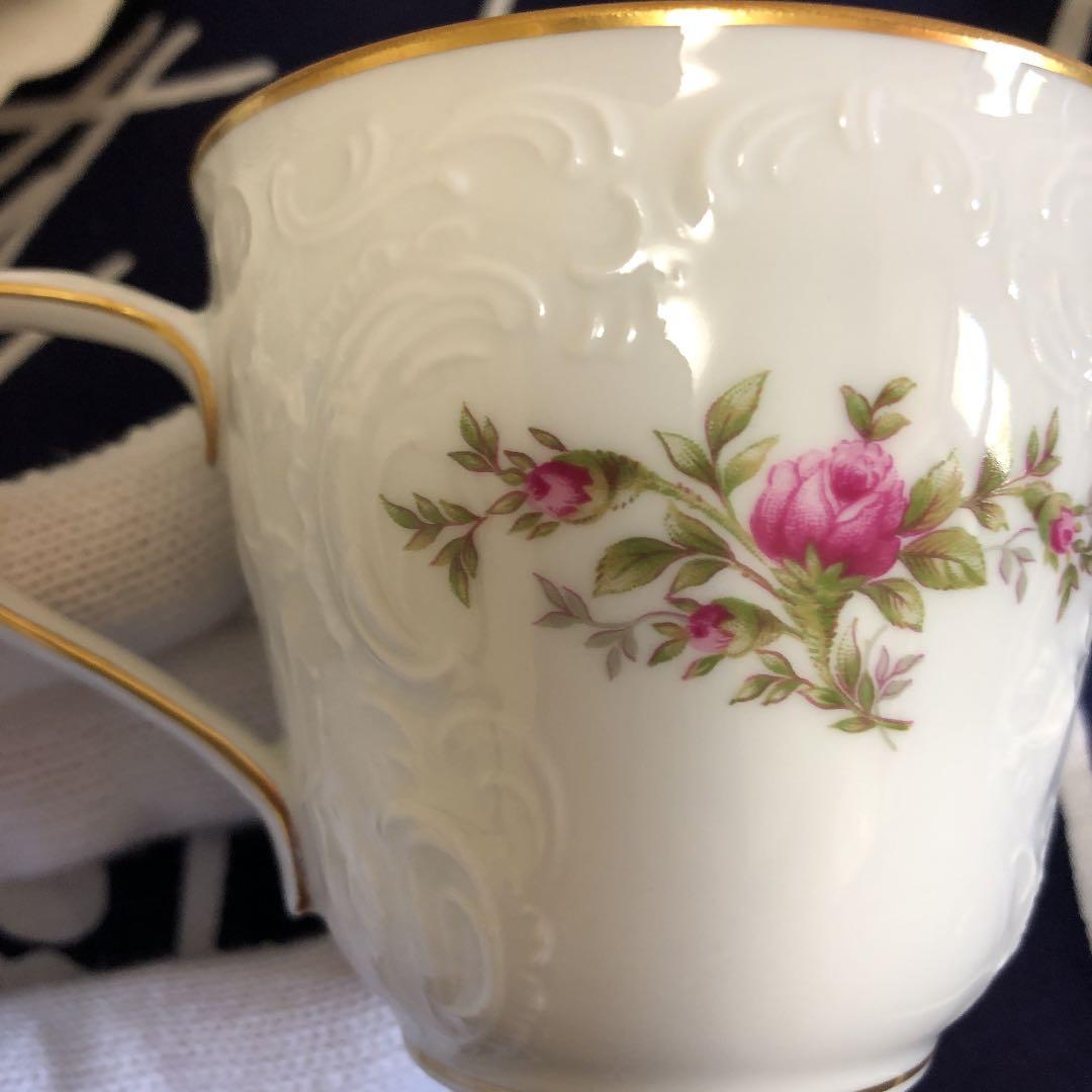 ローゼンタール クラシックローズ カップ ソーサー二客 - メルカリ ローゼンタール クラシックローズ カップ ソーサー二客 - メルカリ