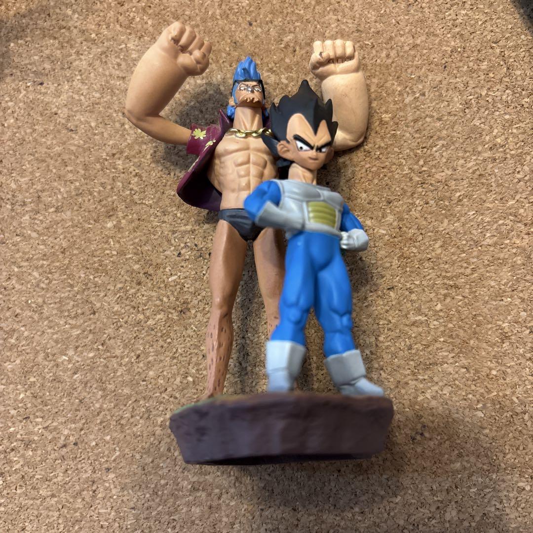 「ドラゴンボールカプセル・ネオ with ワンピース」 チョッパー＆ピッコロ