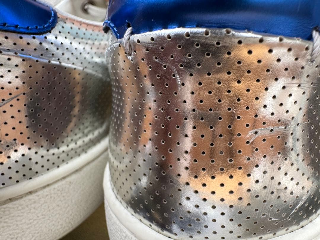 ルイヴィトン LOUIS VUITTON メタリックシルバー スニーカー 10 ルイヴィトン LOUIS VUITTON メタリックシルバー スニーカー 10