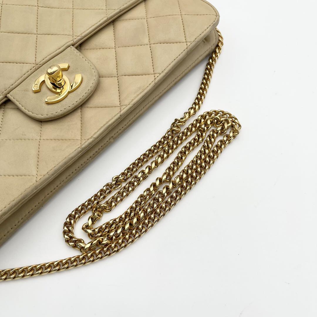 美品✨CHANEL マトラッセ　ターンロック　チェーンショルダー　ベージュ